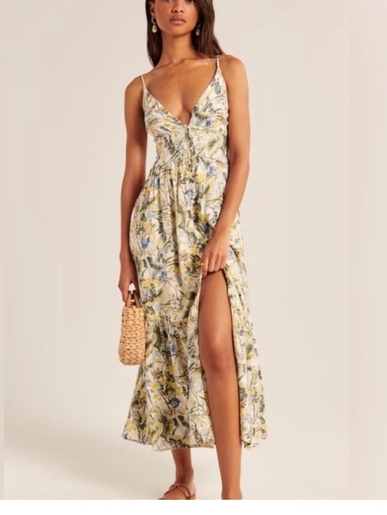 Abercrombie & Fitch Dresses & Skirts - Abercrombie Button-Through Linen Maxi Dress